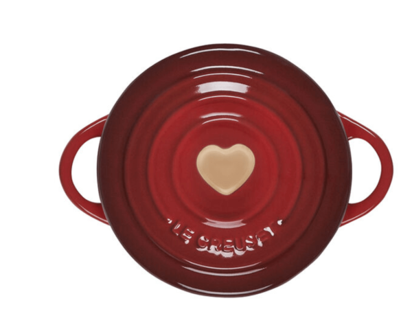 Mini Round Cocotte with Gold Heart Knob